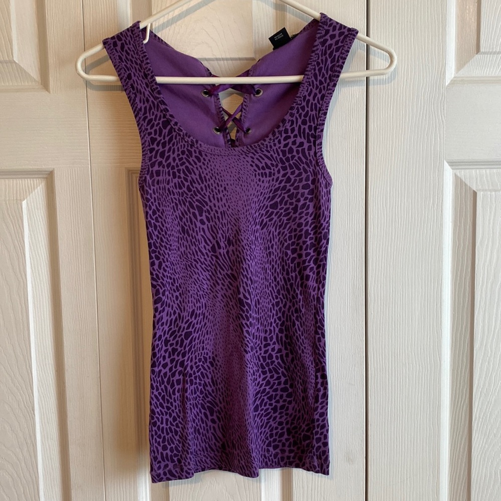 Guess tank - Picture 1 of 8